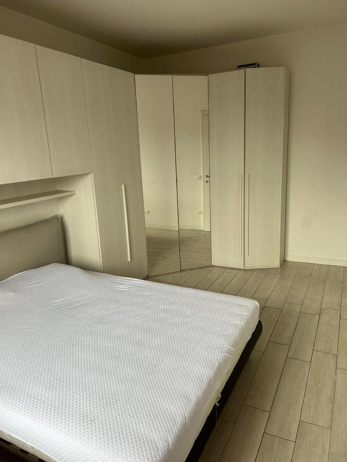 Parkside Heaven Milano Affori Apartman Kültér fotó